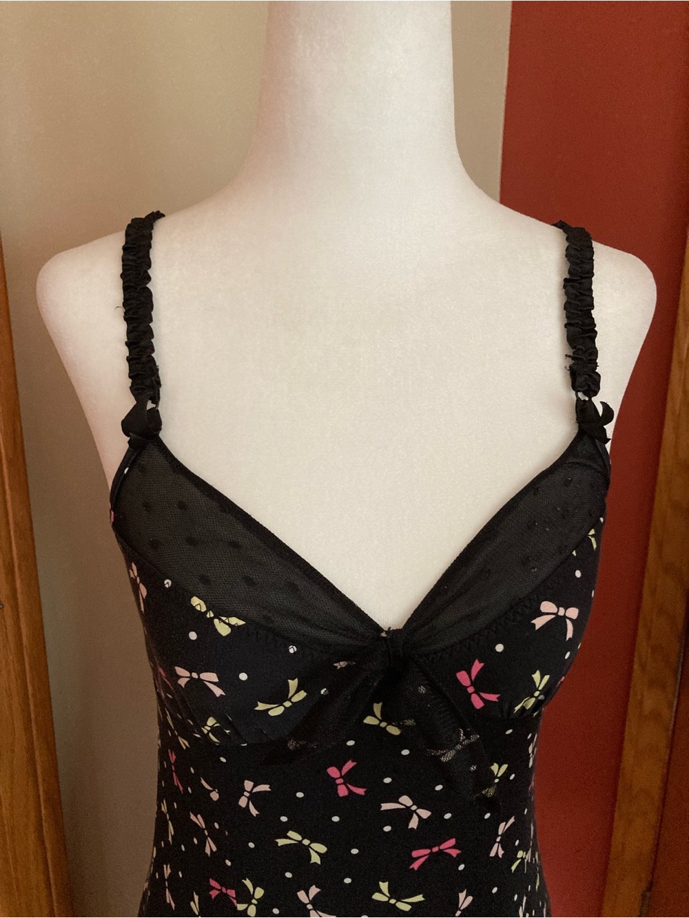 Vintage Betsey Johnson Black and Hot Pink Intimates Bows Pattern Nightdress S - Picture 3 of 12
